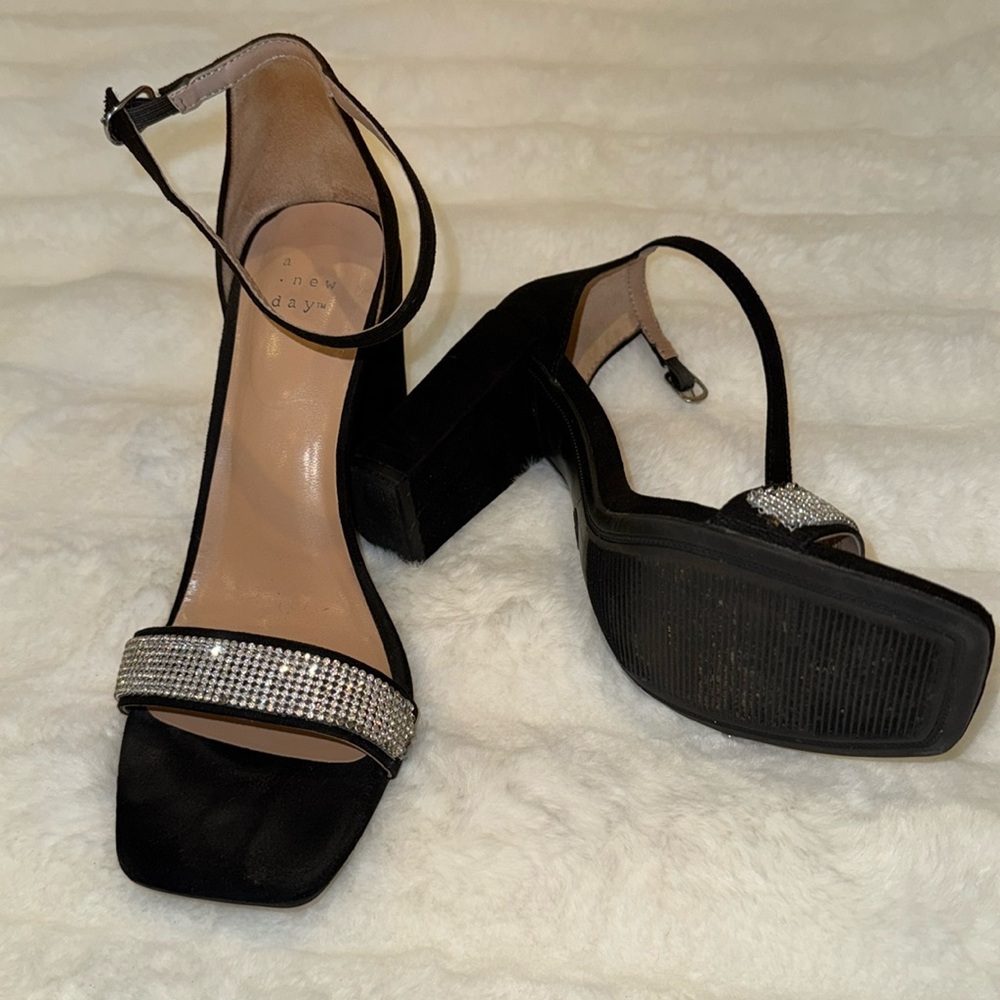 a new day Black Strappy Heels, Women's Size 8.5